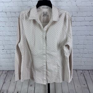 Chico’s No Iron Coolmax All Season Button Down Top Tan and White Size Large